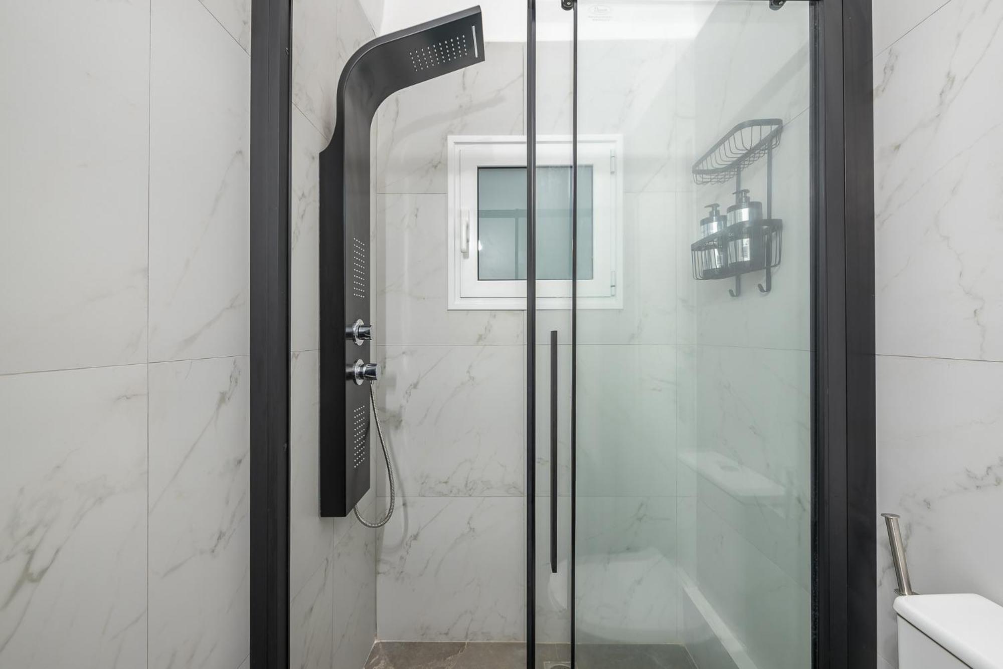 Stylish Luxury Apartment At Ampelokipi Metro Station Athens Exterior photo