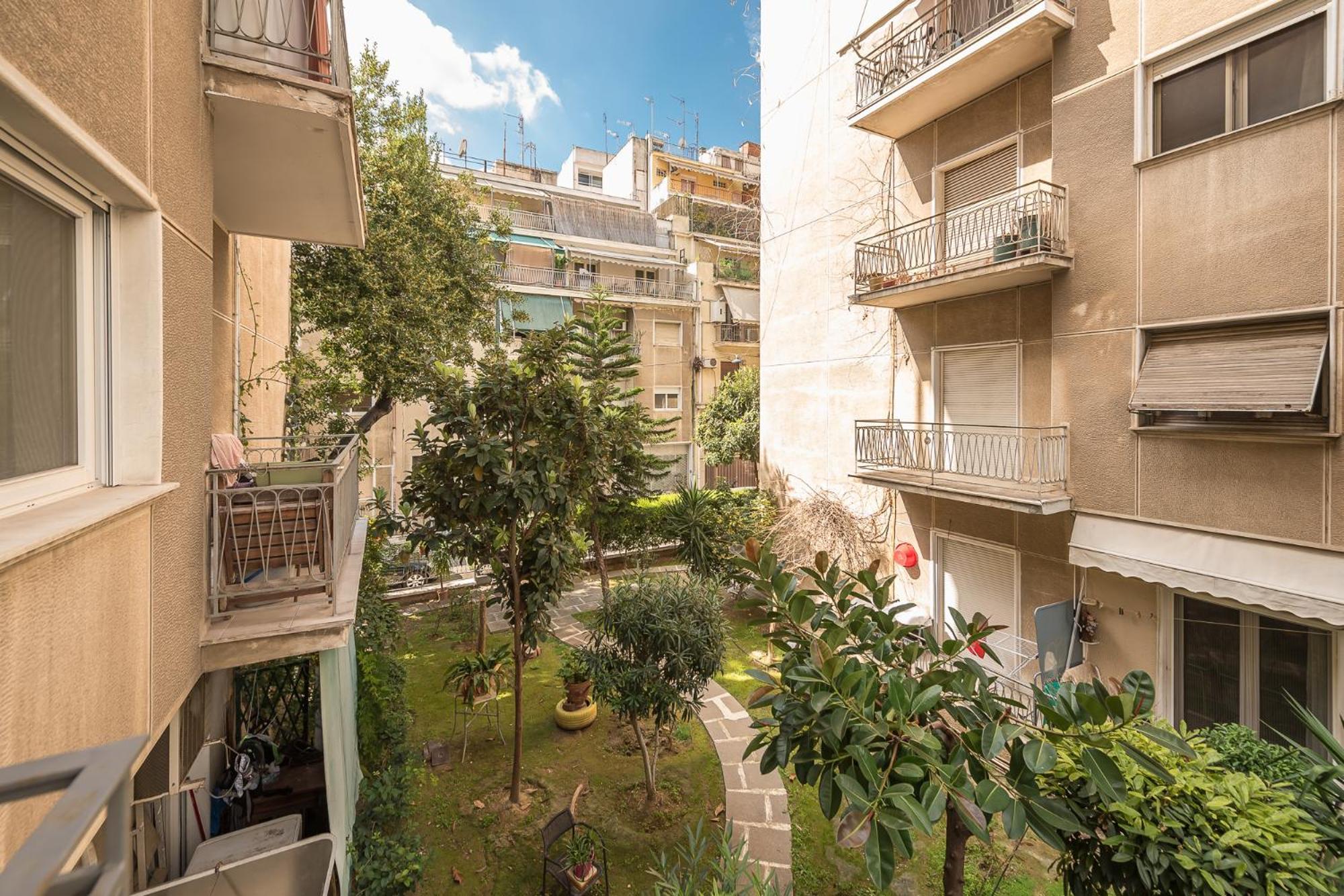 Stylish Luxury Apartment At Ampelokipi Metro Station Athens Exterior photo